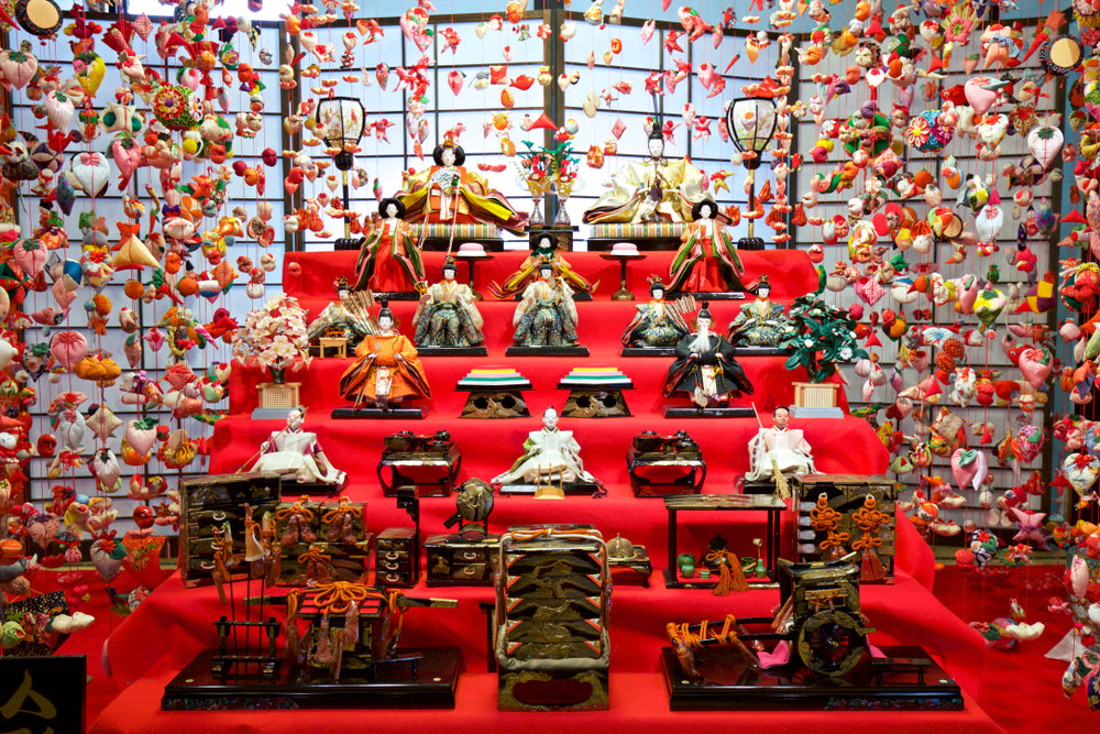 Celebrating Spring in Japan: Exploring Hinamatsuri and Other March Events