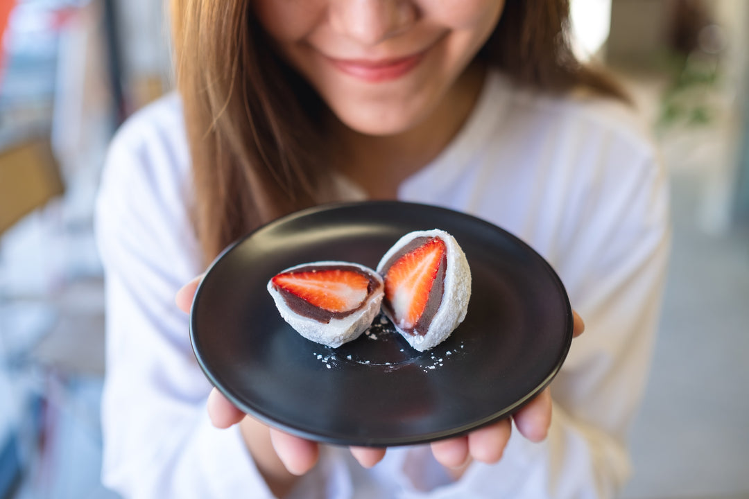 Mochi with a filling are called daifuku.