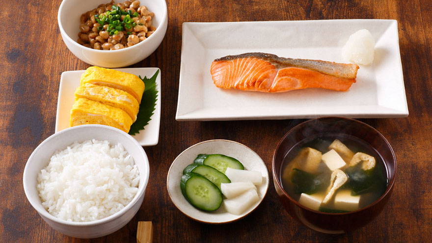 Traditional Japanese Breakfasts and Snacks Inspired by Them