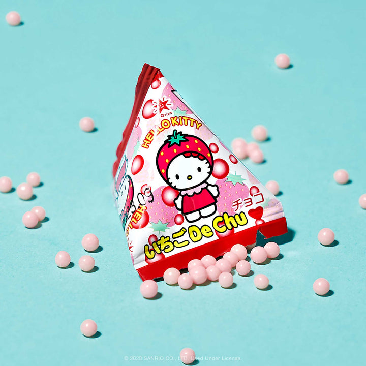 Hello Kitty Strawberry De Chu Chocolate